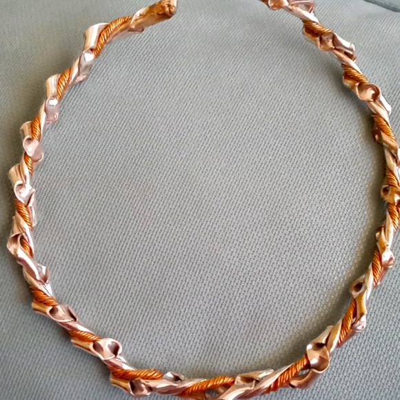 ARTIST MADE COLLAR NECKLACE - Picture 8 of 10